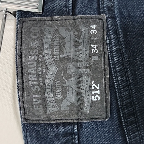 Men's Levi's 512 in a dark wash - Picture 2 of 5